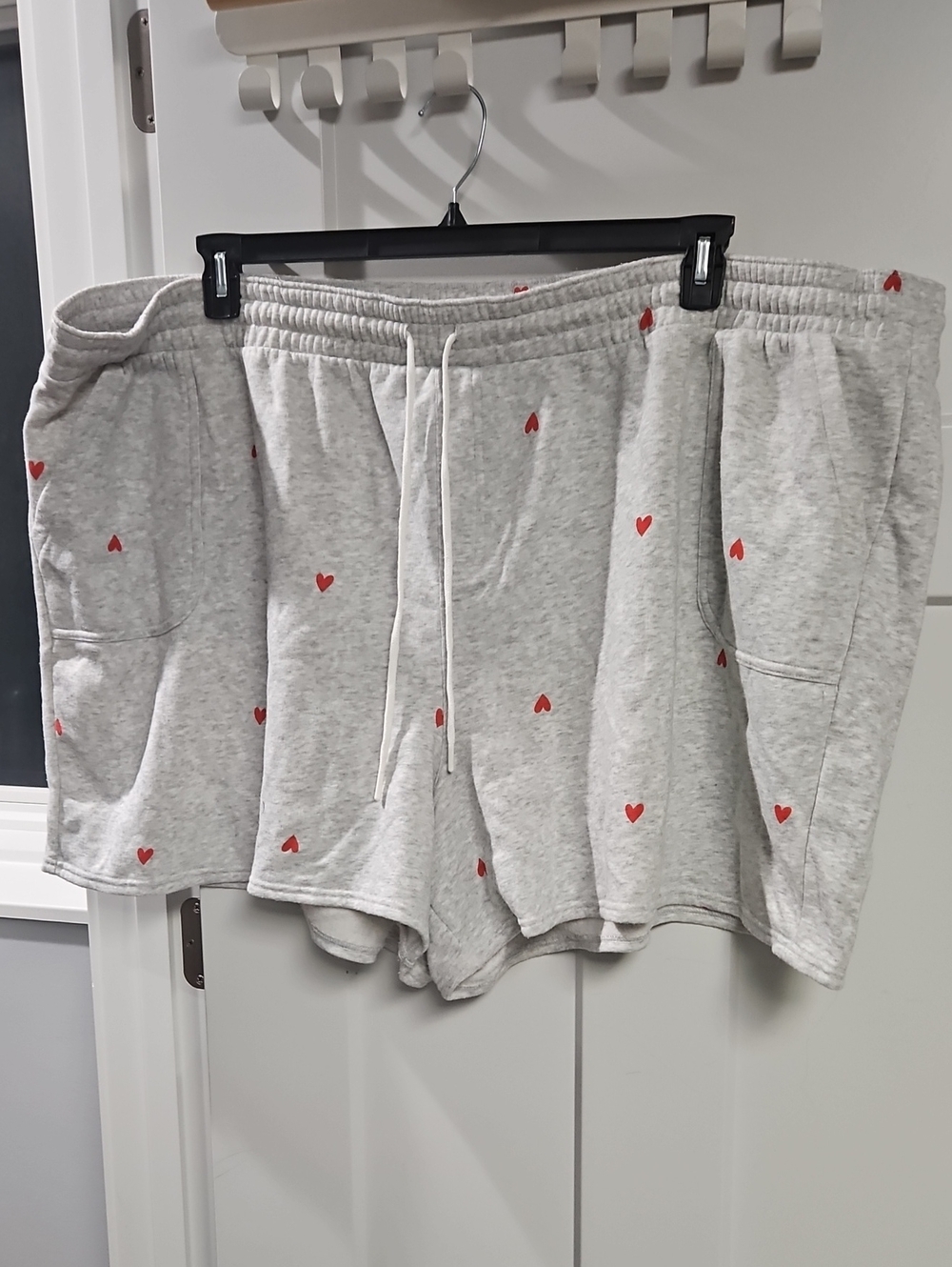 Sonoma Light Gray Athletic Shorts with Red Heart Print